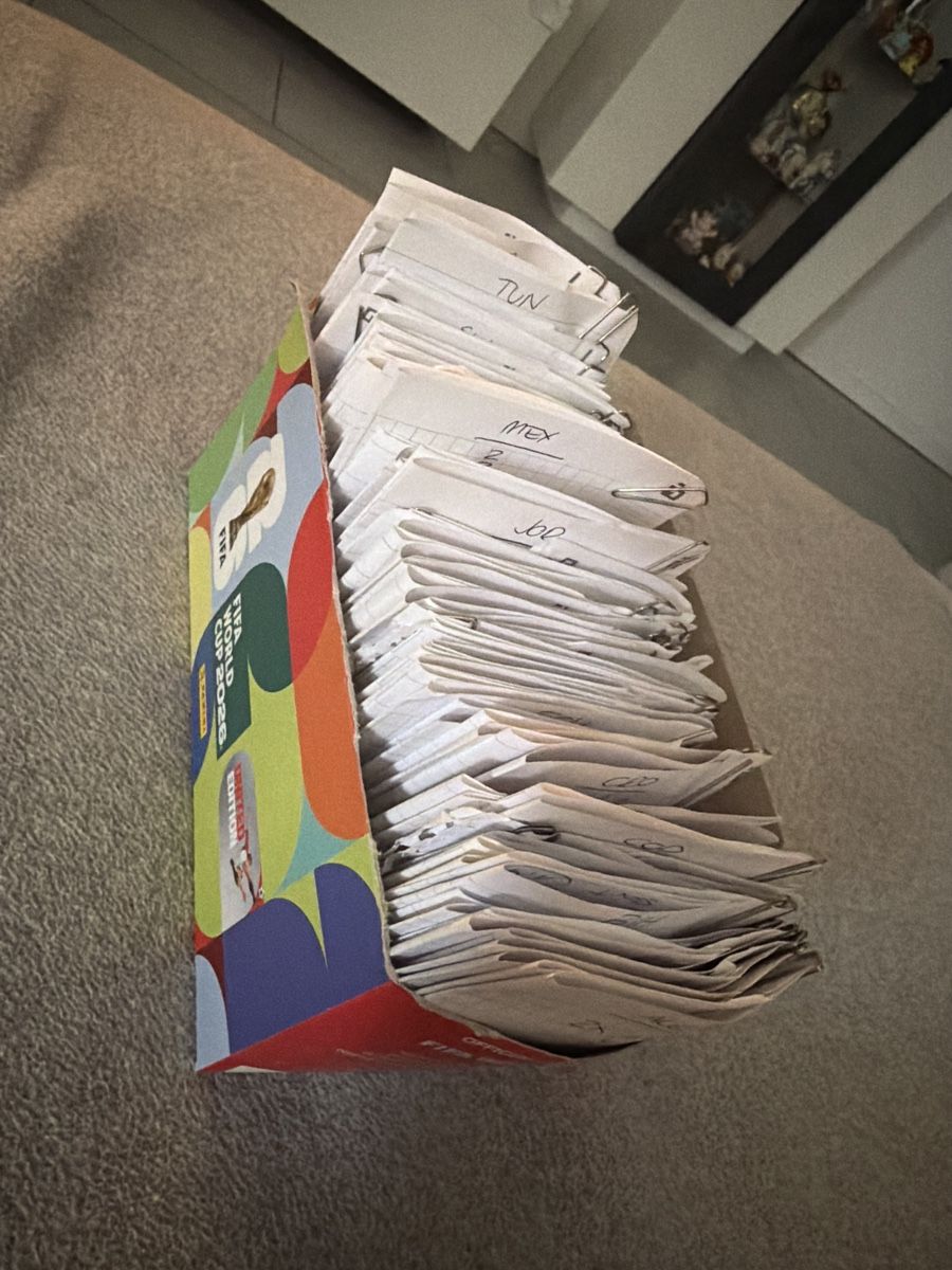 Panini Sammelbilder & Trading cards: Panini Bilder ca 90% des Albums – Neu (gemäss Beschreibung) aus Glattbrugg von lola_gigi31