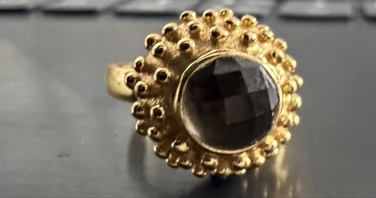 Anelli: Goldiger Vintage Ring mit Rauchquarz – Nuovo (secondo la descrizione) da Luzern venduto da Pool33