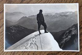 Gipfel Wetterhorn mit Bergsteiger