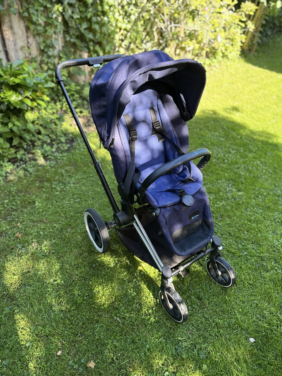 Cybex Carrozzine: Cybex Priam Stroller - Deep Navy - Excellent Condition for S – Usato da Wolfhausen venduto da Catalin_Neacsu 2