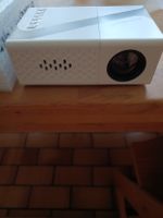Mini Projektor F1 weiss 12V 2A selten gebraucht