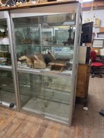 Vitrine Metall Glas Schiebetüren gebrauchter Zustand 3Stk