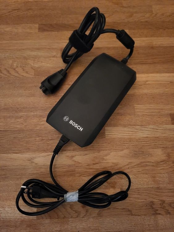 Bosch eBike Battery Charger 364/230 Kaufen auf Ricardo
