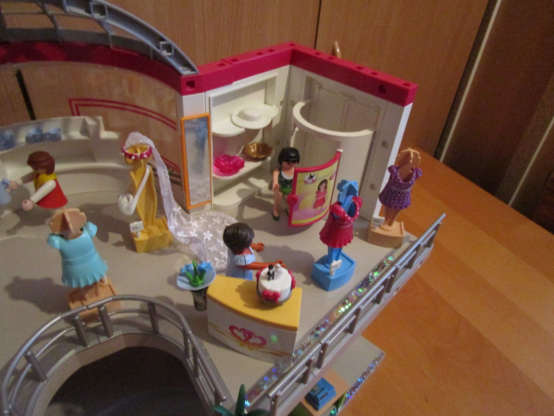Playmobil Giocattoli: Playmobil - Warenhaus – Usato da Wetzikon ZH venduto da Storchadebar 4