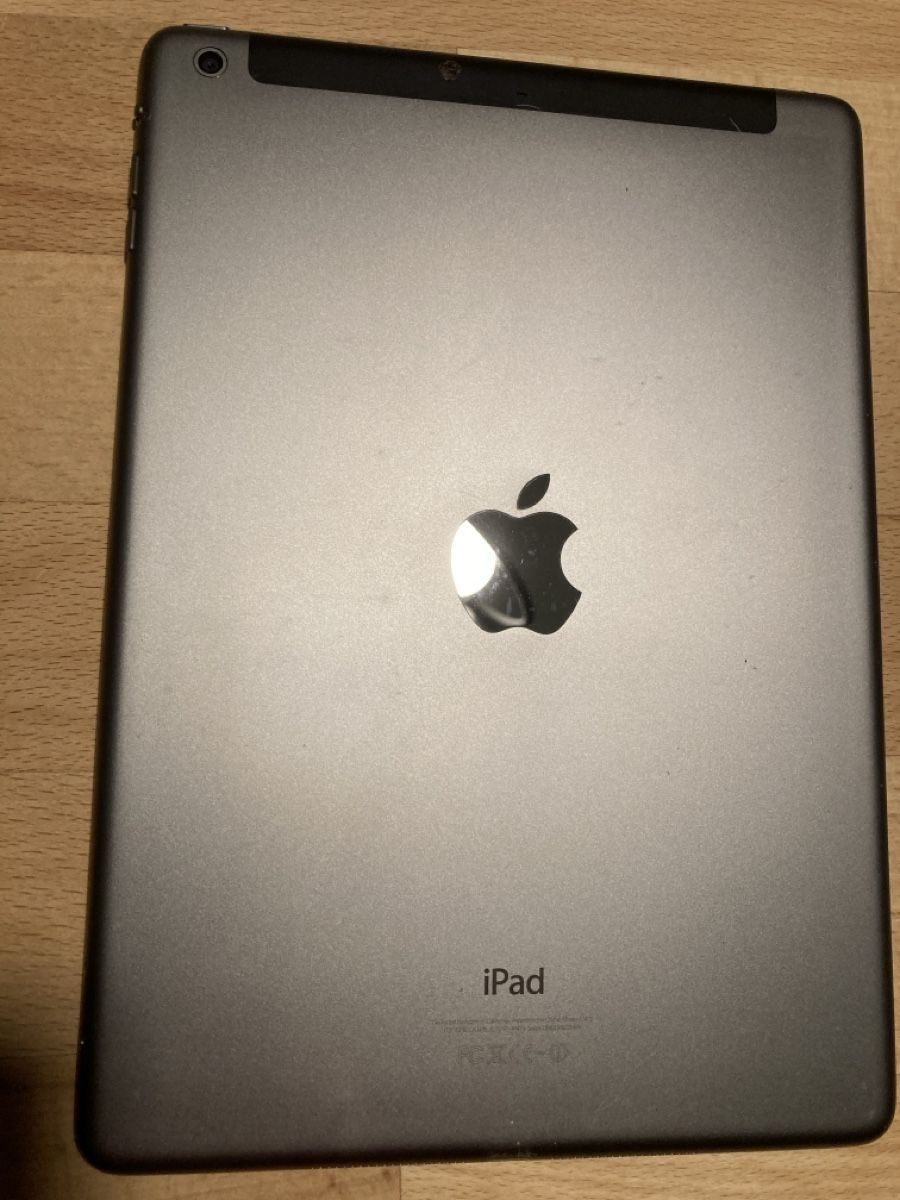 Apple Tablet PC: Ipad Air 1. Generation – Usato da Däniken SO venduto da Sonjab0 2