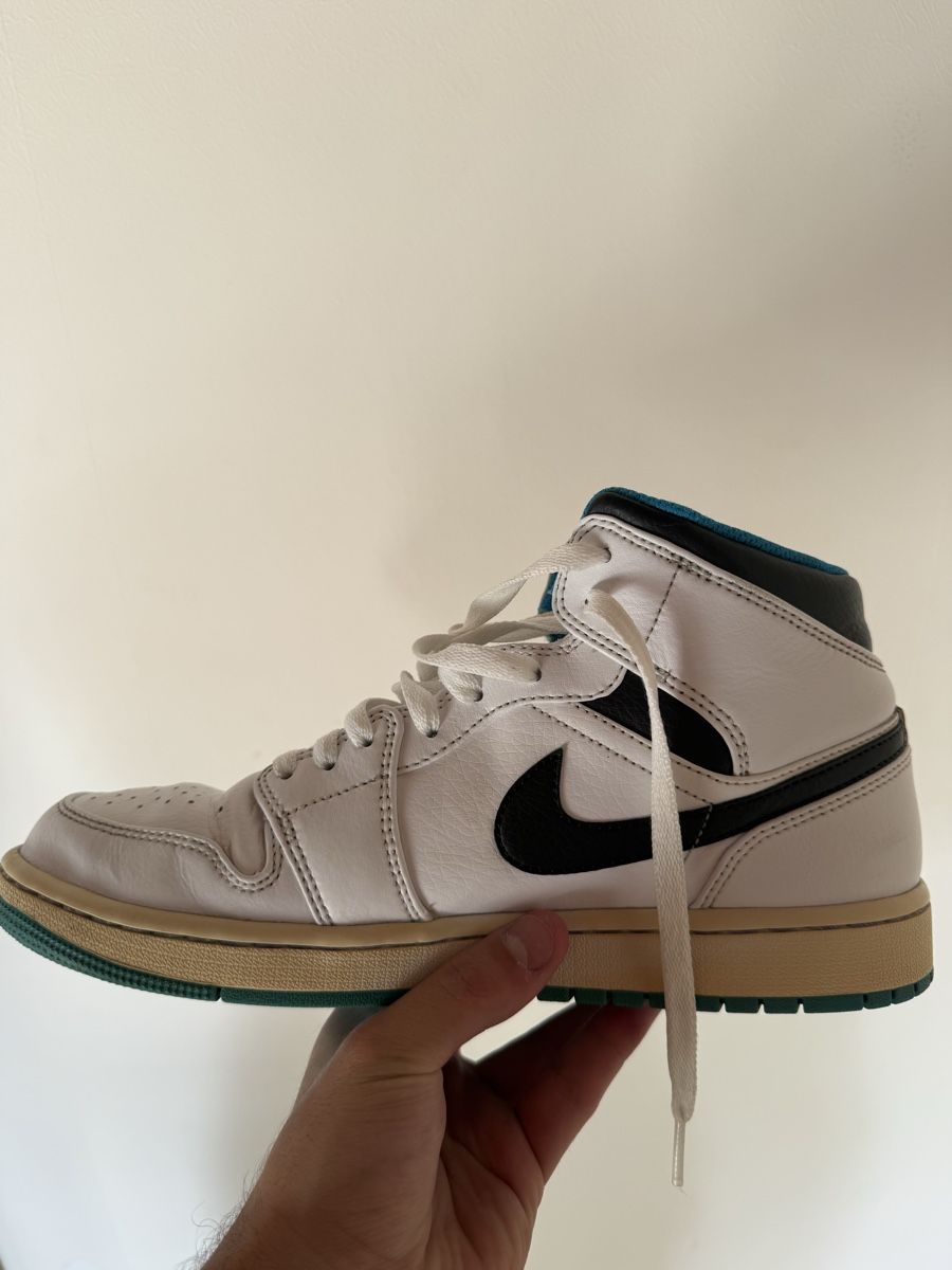 Jordan Herrenschuhe: Nike Jordan 1 Mid Laser blue  – Gebraucht aus Plan-les-Ouates von Dams_ 2