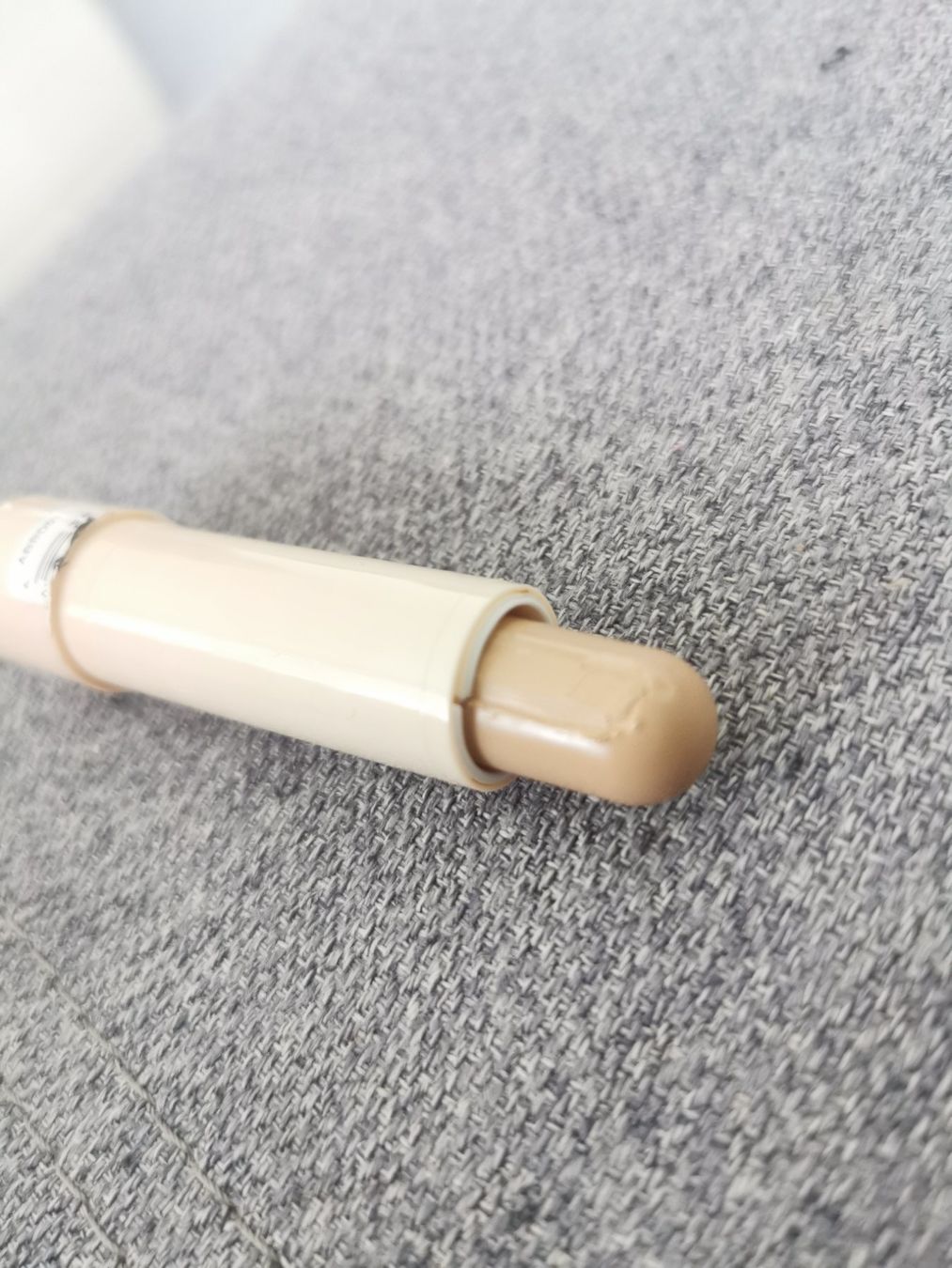 Make-up: Abdeckstift, Essence – Neu und originalverpackt aus Malters von Wahni81 2