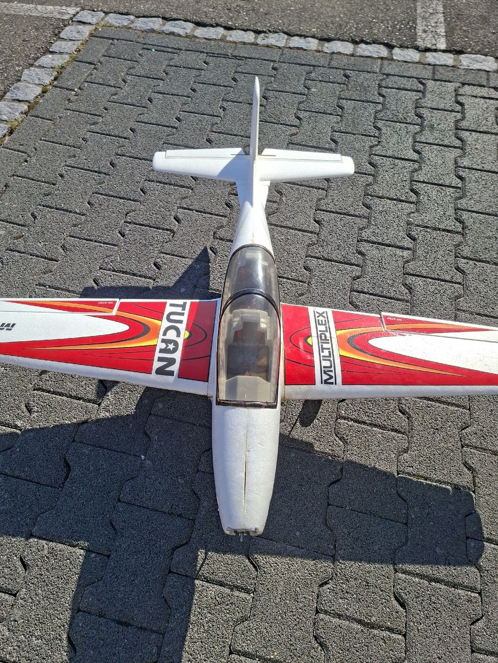 Multiplex Modellismo RC: RC Flugzeug Multiplex Tucan – Usato da Kallern venduto da Slobsen