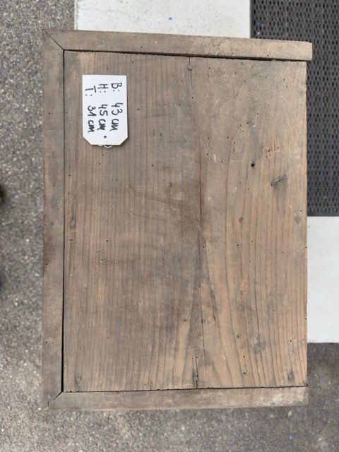 Vitrines: Antikes Holzmöbel, unrestauriert – D'occasion à Bubendorf par von_xvn6 1