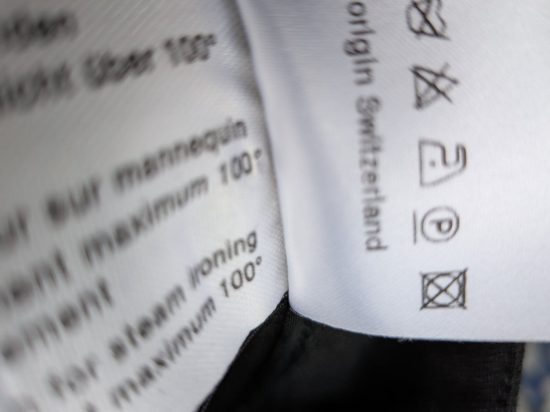 Hosen: Hose Akris schwarz Gr. 36 – Gebraucht aus Emmen von magelan 3