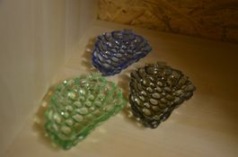 3 STUCK KLEINE TELLER GLAS