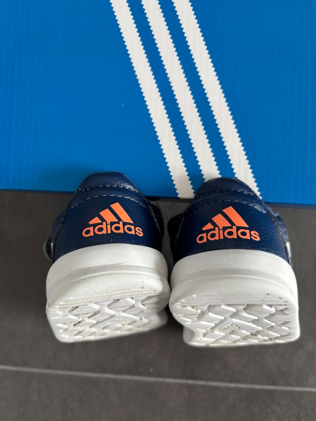 Adidas Scarpe da uomo: Adidas AltaSport Baby – Usato da Oberägeri venduto da MariaLehman 3