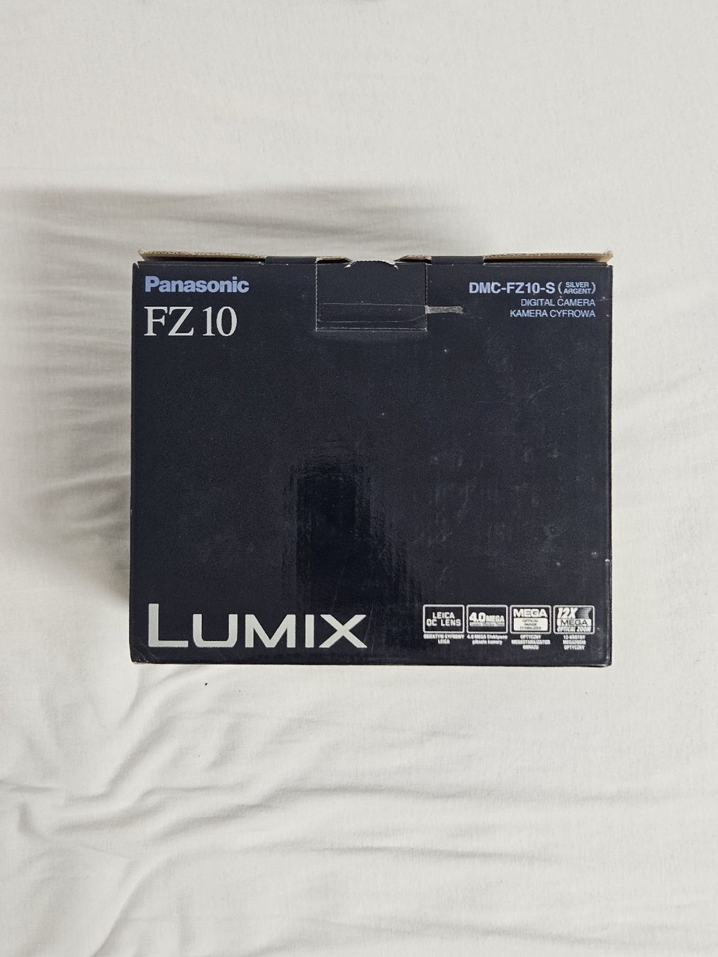 Fotocamera: Lumix DMC-FZ10-S – Nuovo (secondo la descrizione) da Dättwil AG venduto da ditodoro