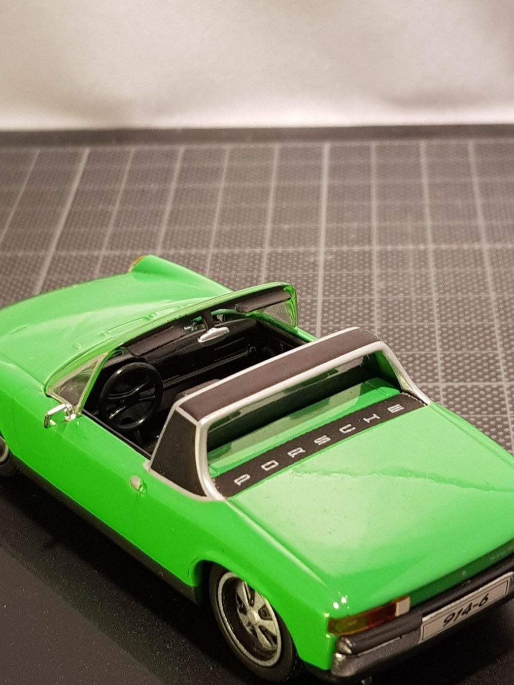 Porsche Modellini d'auto: Porsche 914-6 1970 – Nuovo e nell'imballaggio originale da Chézard-St-Martin venduto da AlPat-Collections 2