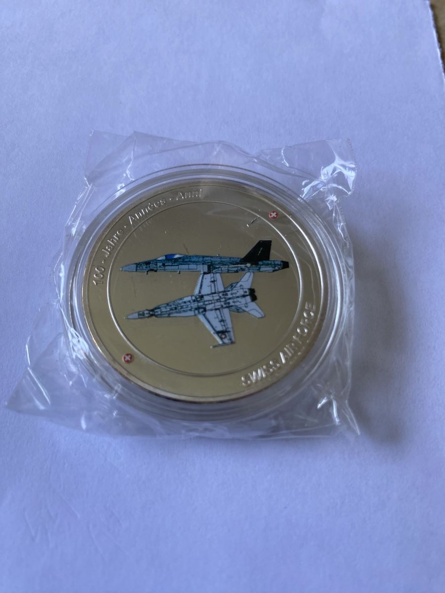 Medaglie: Medaille 100 Jahre Schweizer Luftwaffe original verpackt  – Nuovo (secondo la descrizione) da Köniz venduto da Sonnenschein._.77