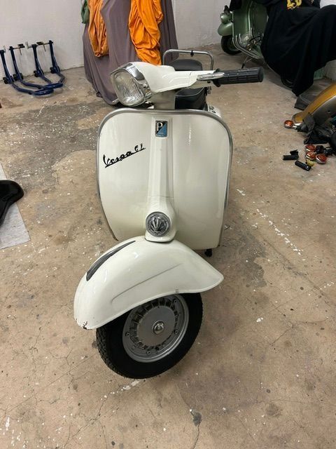 Scooter: Vespa 150 GL – Usato da Winterthur venduto da Enzo76