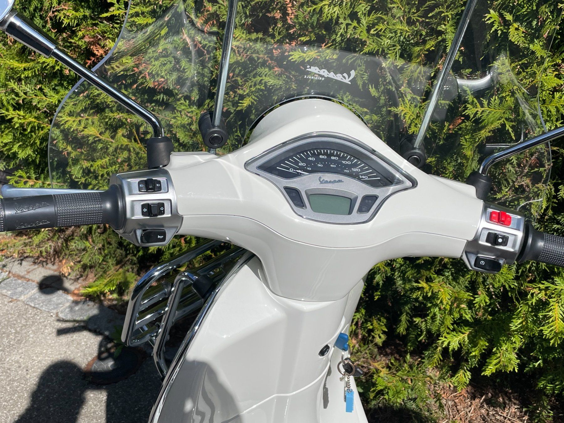 Vespa Scooter: Vespa Primavera 125ccm – Usato da Bäretswil venduto da Tza12 5