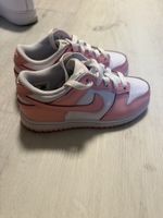 Nike Kinderschuh rosa
