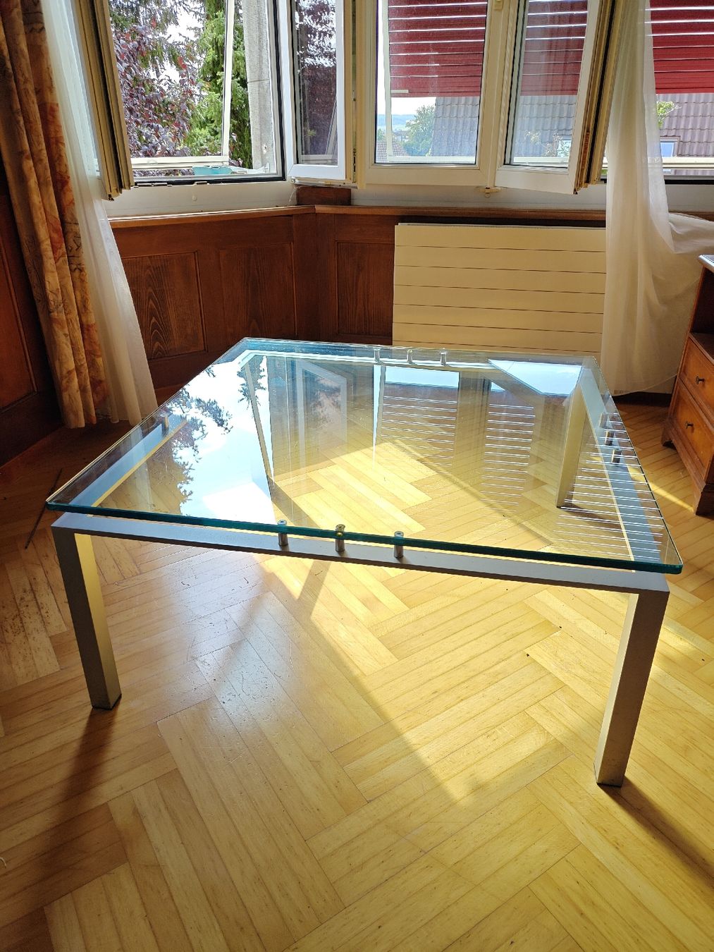 Tische: Salon Tisch aus Glas – Gebraucht aus Pieterlen von Saemelili 1