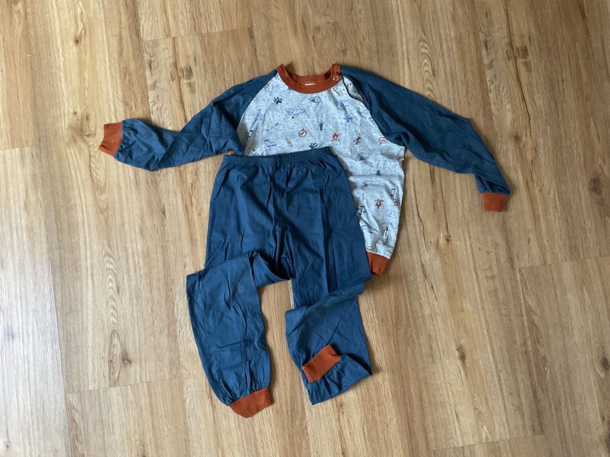 Calida Pigiama & Simili: Calida Kinderpyjama Grösse 116 – Usato da Basel venduto da spassbremse