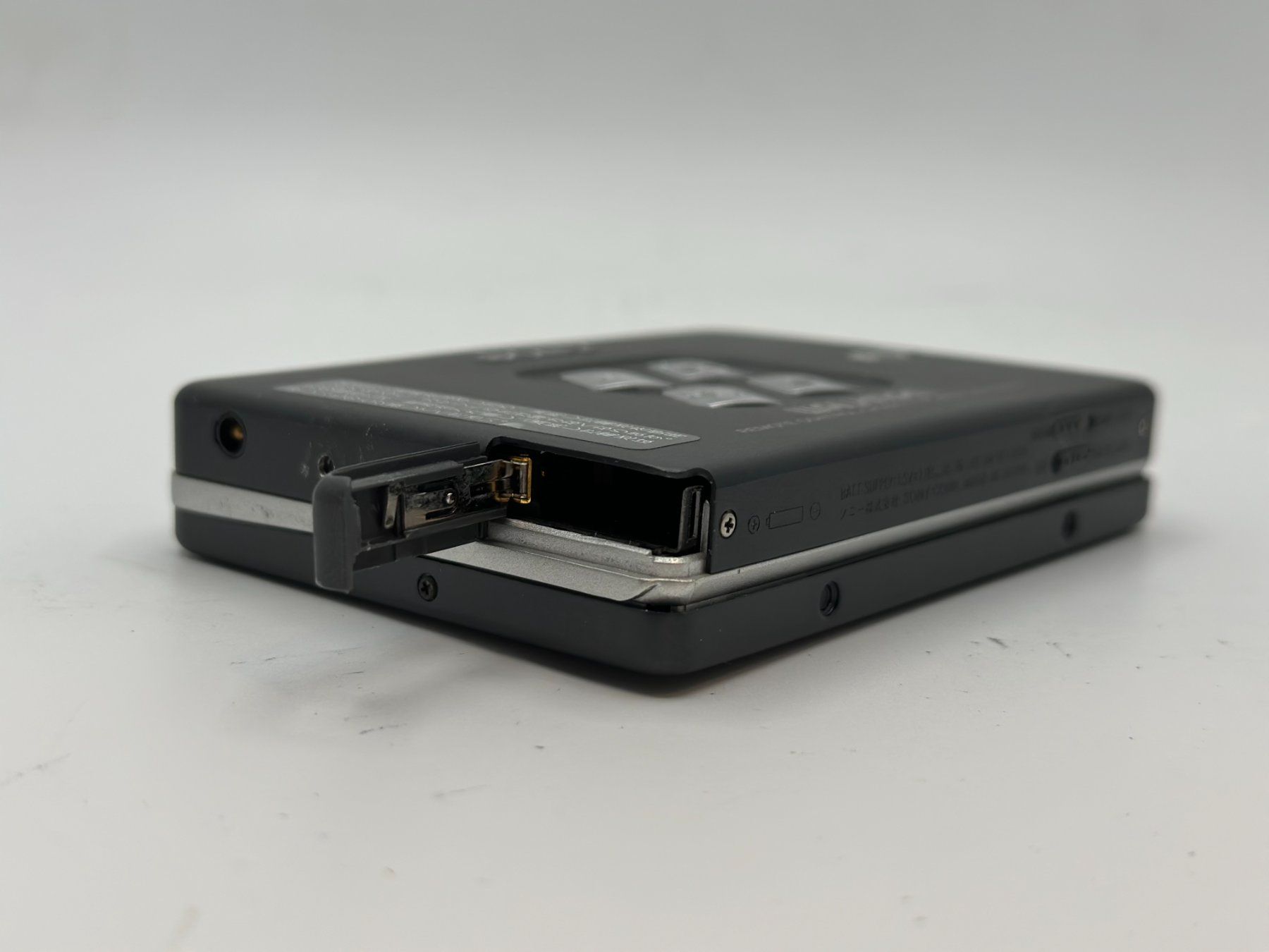 Panasonic Lettore multimediale portatile: Sony JAPAN Walkman Engine WORKING BUT not read cassette – Difettoso da Genève venduto da inc_9vgv 7