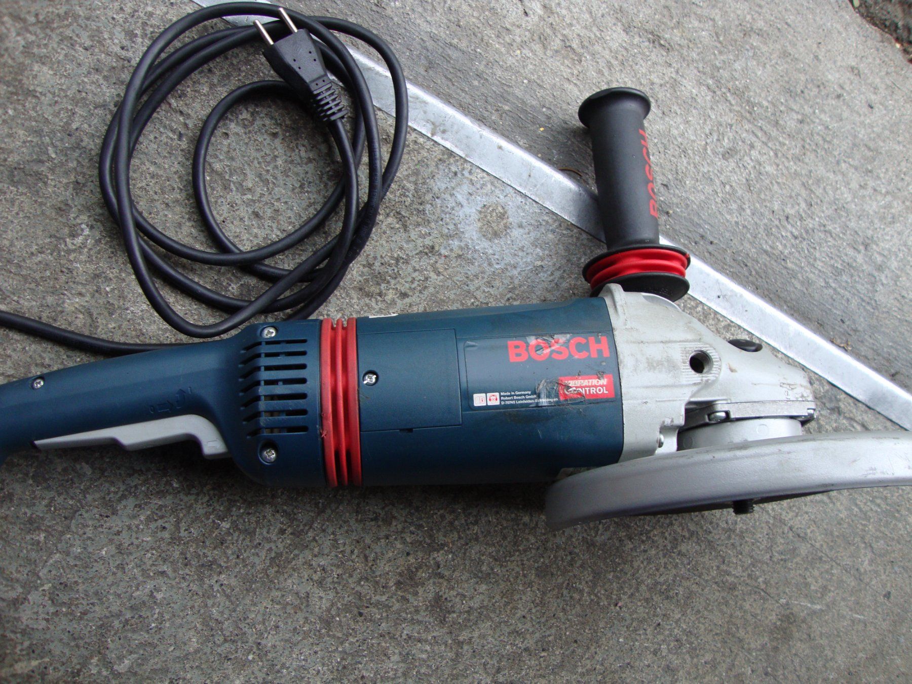 Bosch Schleifen & Polieren: Winkelschleifer  2200 W – Gebraucht aus Thun von Velo-7 1