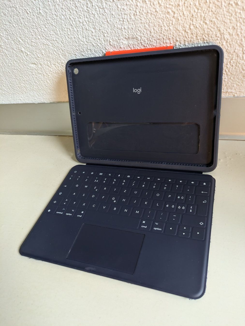 Logitech Tastiere: Logitech Rugged Combo 3 mit Trackpad – Usato da Baden venduto da ben_5mgc