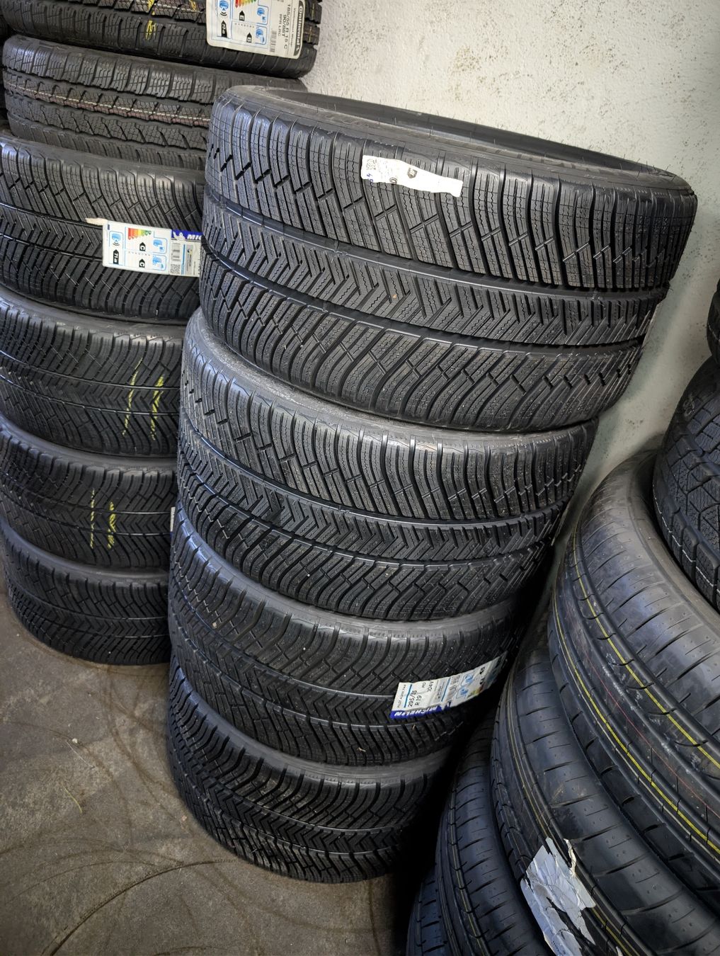 Michelin Pneus & Roues: Winterreifen  – Neuf avec emballage d'origine à Dürrenäsch par Pneu-Idris