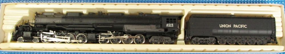 KATO 126 4014 Locomotive à Vapeur 4 8 8 4 UNION PACIFIC 4014 Big Boy