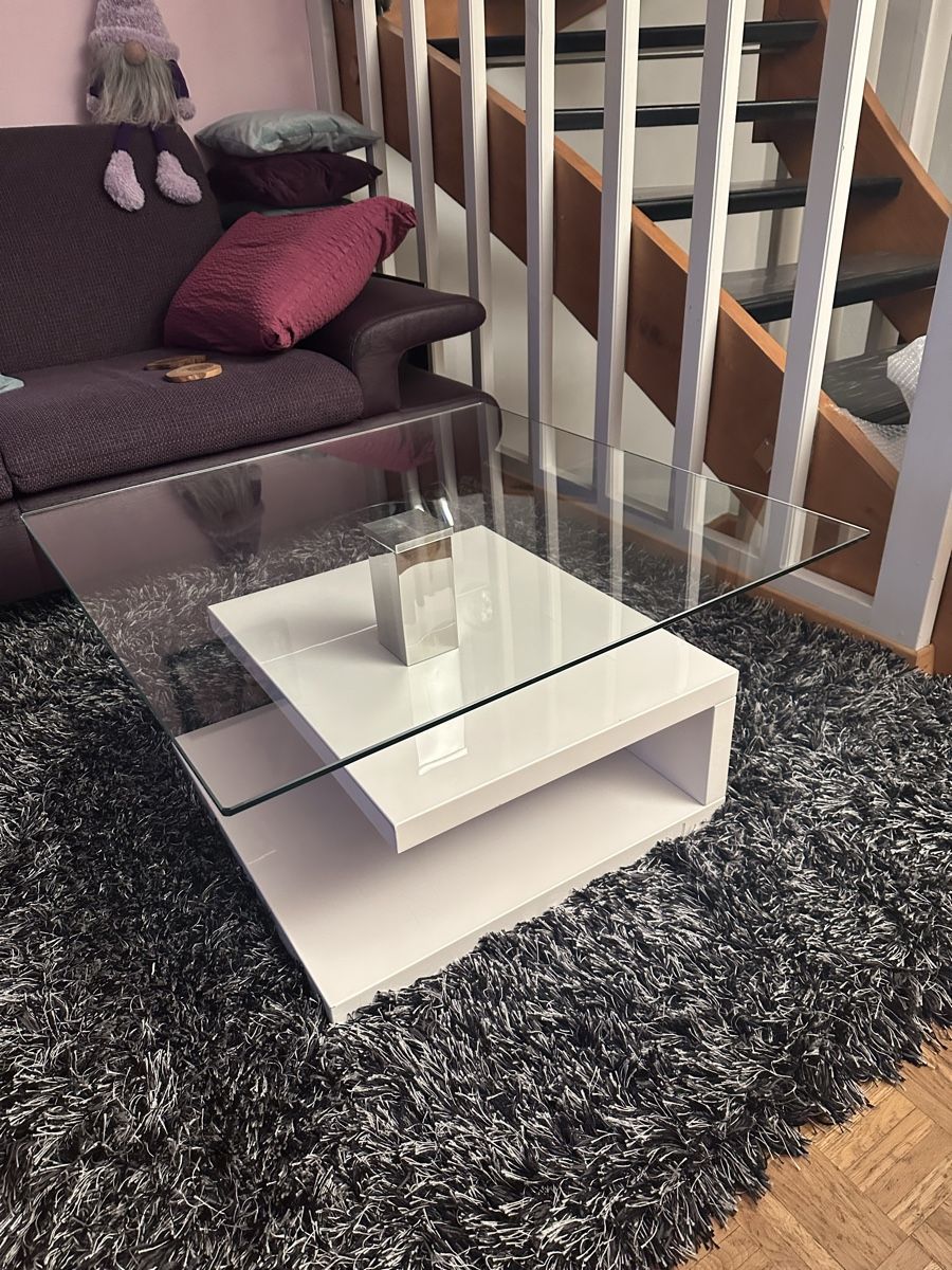 Tische: Couchtisch Glas Weiss  – Gebraucht aus Pfäffikon ZH von thf_rqs2