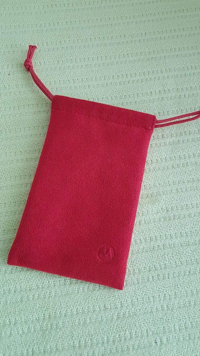 Motorola Handys / Smartphones: Motorola Handy Etui Vintage – Gebraucht aus Mönchaltorf von boesi51
