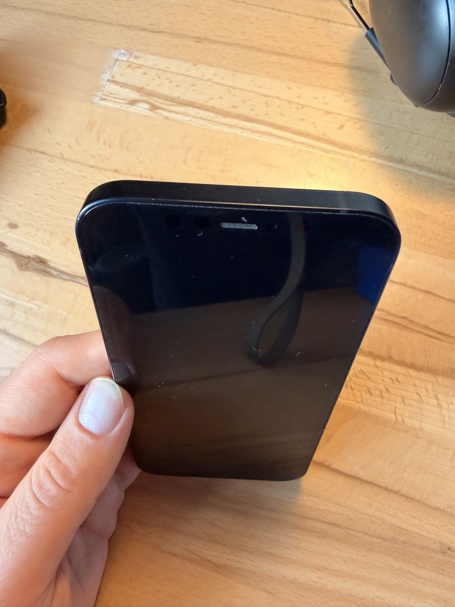 Apple Telefoni cellulari / Smartphones: iPhone 12 128GB Schwarz – Usato da Zürich venduto da toe_7gmv 2