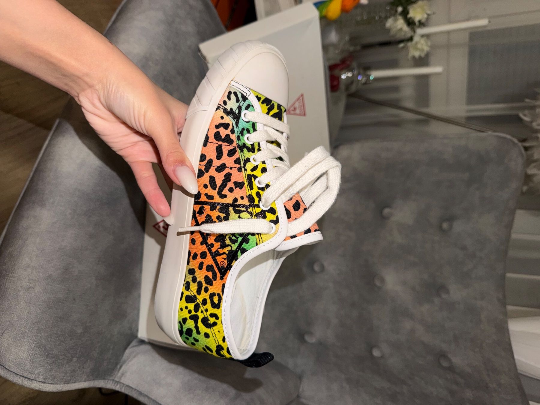 Guess Scarpe da donna: Sneaker GUESS ,39 – Usato da Ittigen venduto da zaf_6sy9 1