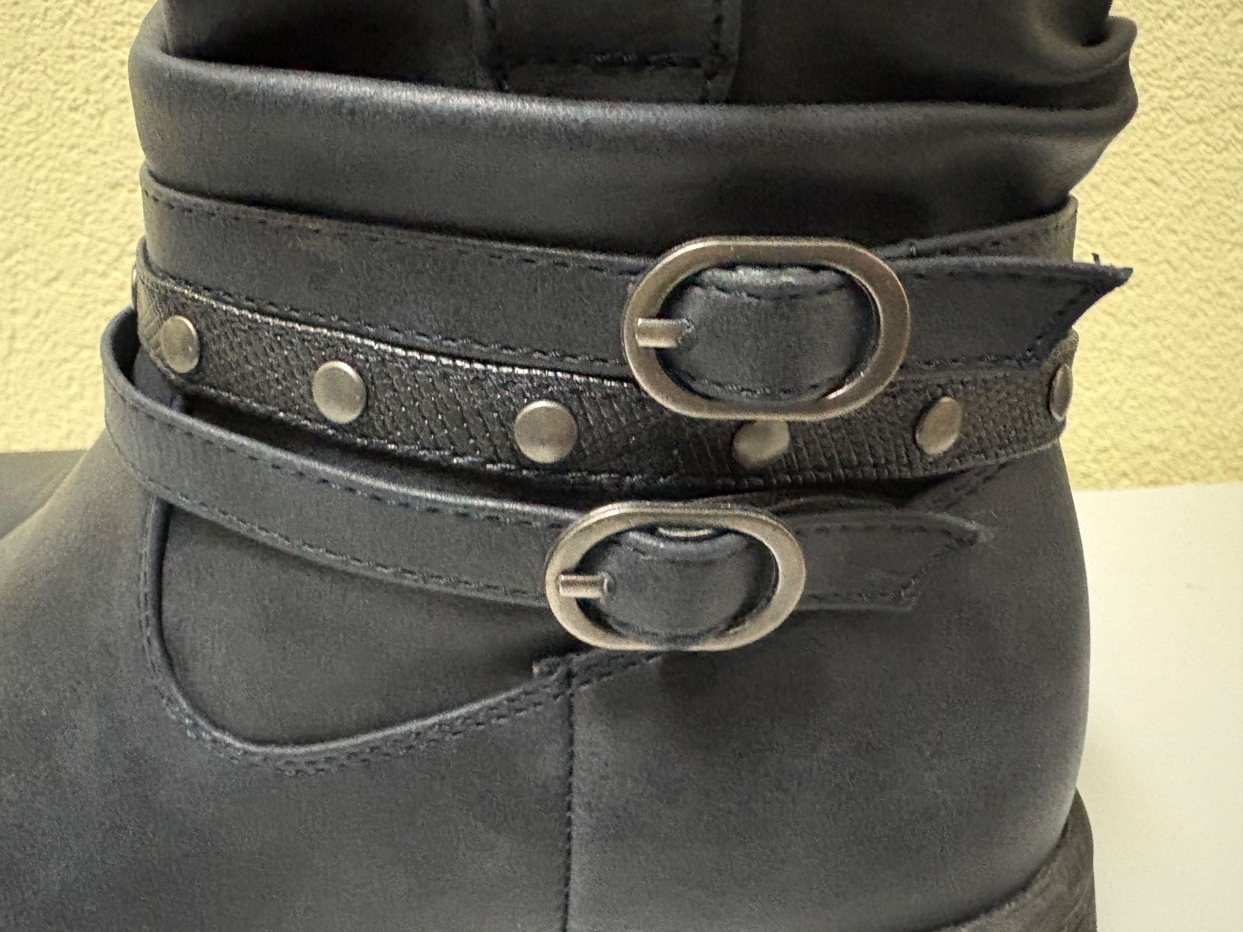 Scarpe da donna: Schuhe Gr.39 – Nuovo (secondo la descrizione) da Basel venduto da tif_m2h6 5