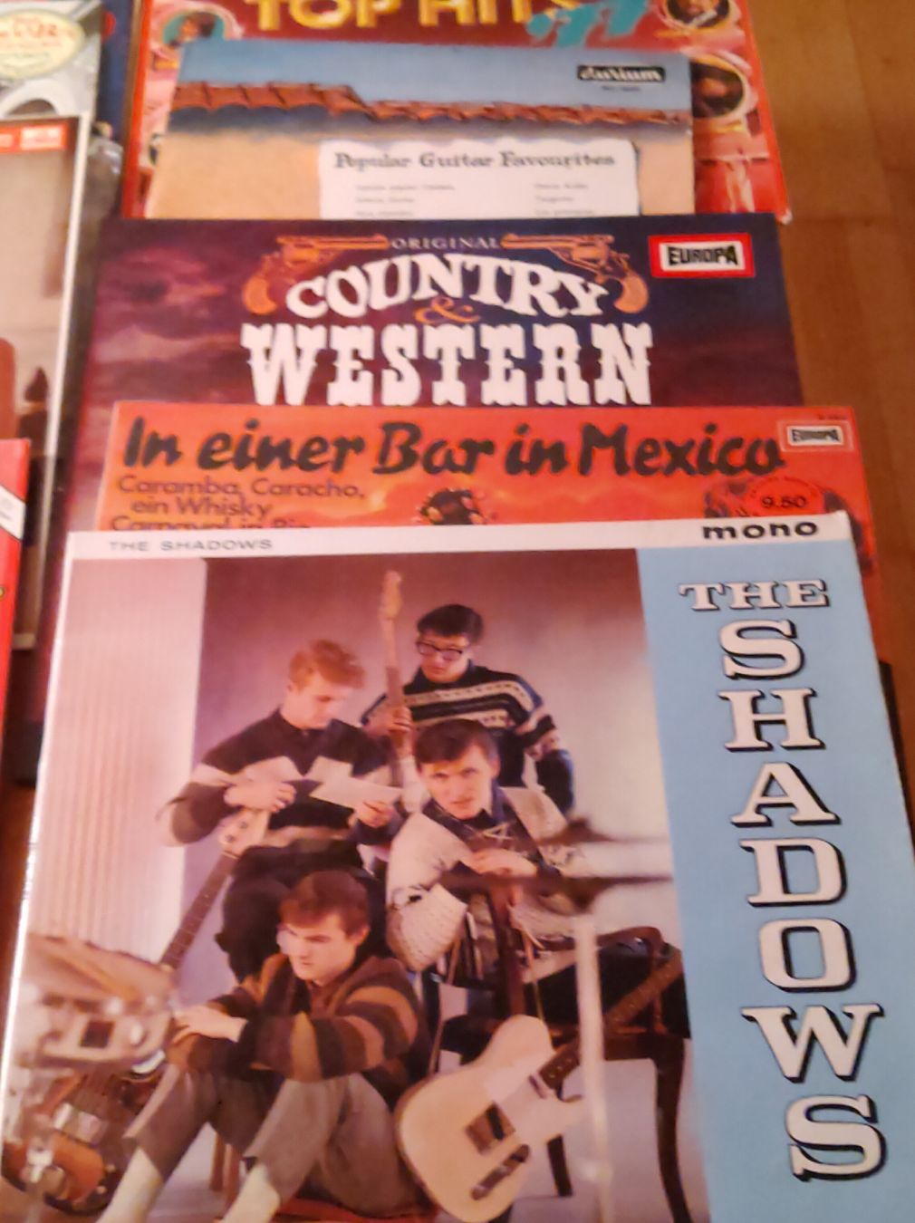 Dischi in vinile: 44 Vinyl  Langspielplatten – Usato da Arnegg venduto da Arnrom 7