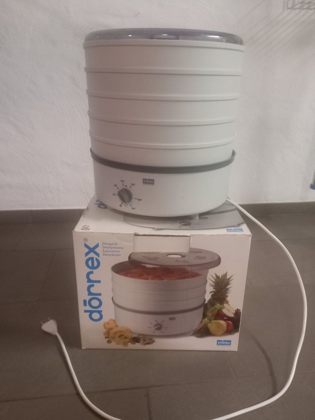 Stöckli Appareils de cuisine: Dörrex Stöckli mit 5 Gitter – D'occasion à Ennetmoos par enzian24