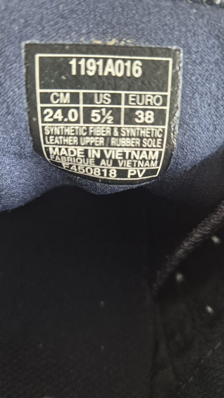 Asics Scarpe da donna: Asics Gel-Lyte Sneaker, Gr. 38, Dunkelblau – Usato da Solothurn venduto da Gretzky 3