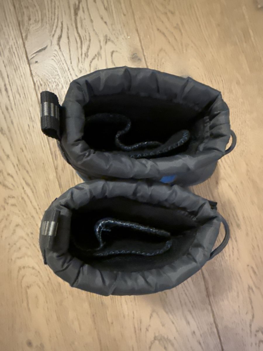 Keen Chaussures garçon: Keen Winterstiefel Grösse 24 – D'occasion à Therwil par ang_7jcm 2