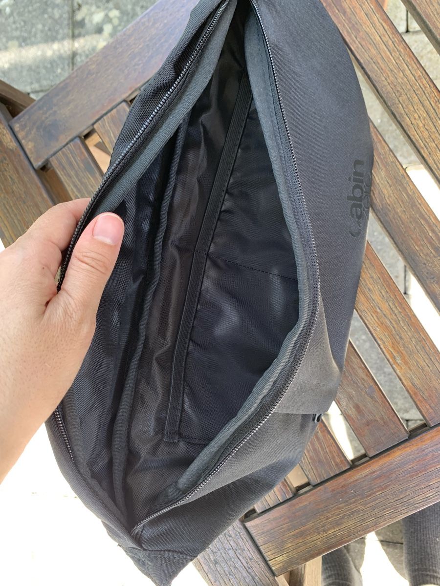 Taschen: Schwarze Cabin Zero Hüfttasche, neuwertig – Neu (gemäss Beschreibung) aus Hochfelden von mmww.97 5
