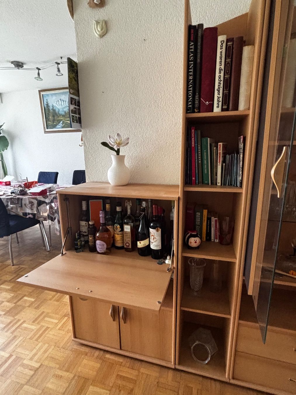 Scaffali: Grosse Schweizer Massivholz 4 teilige Wohnwand – Usato da Burgdorf venduto da bia_zq9p 4