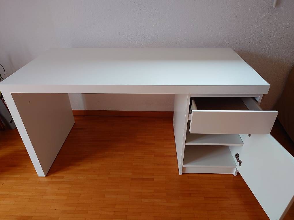 Schreibtische: Bureau Ikea Malm blanc avec tiroir/caisson – Gebraucht aus Bernex von hd2006 1