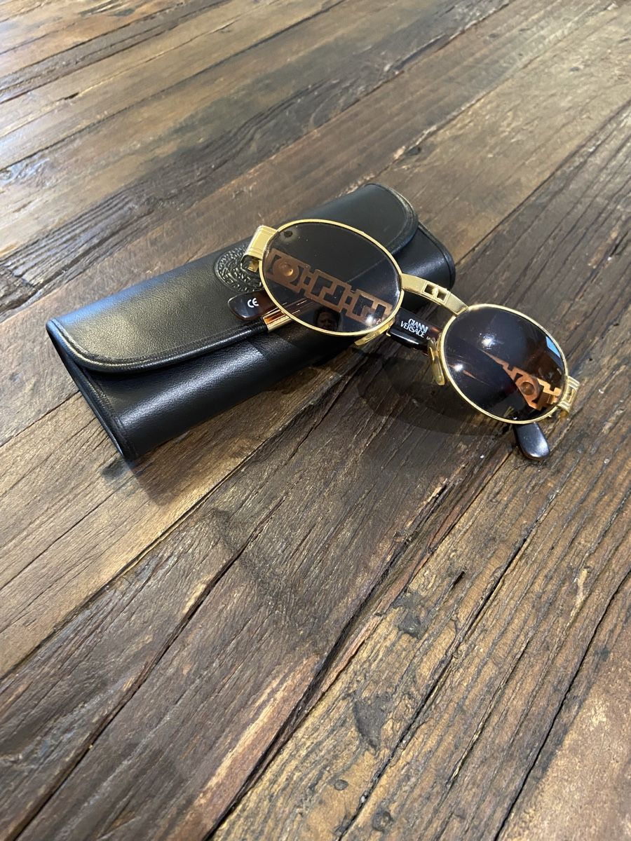 Versace Occhiali & Lenti: Vintage Gianni Versace Sonnenbrille – Usato da Worblaufen venduto da Spatz64
