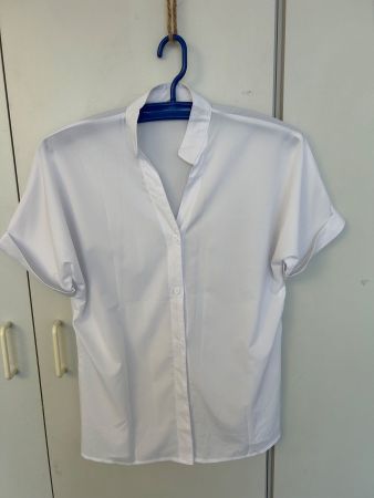 Bluse Gr. M  NEU!