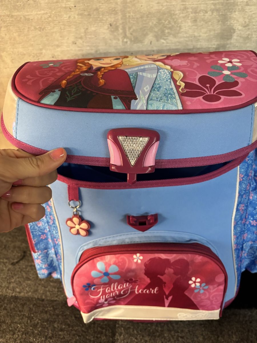 Kindertaschen: Scooli Anna + Elsa Schulrucksack – Gebraucht aus St. Gallen von heartbug 2