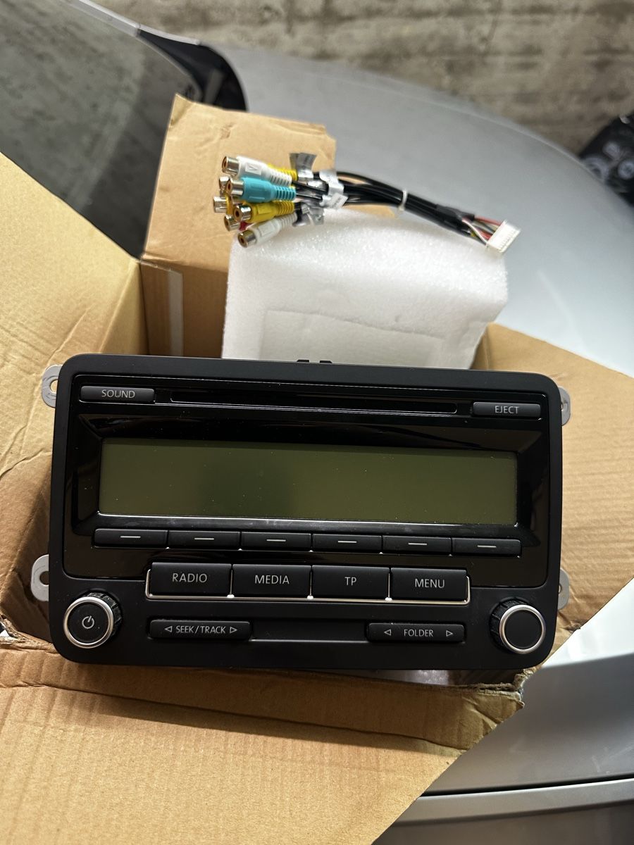 Blaupunkt Radios: Autoradio VW origine Golf 6 2008 – Gebraucht aus Meyrin von zan_hv7c