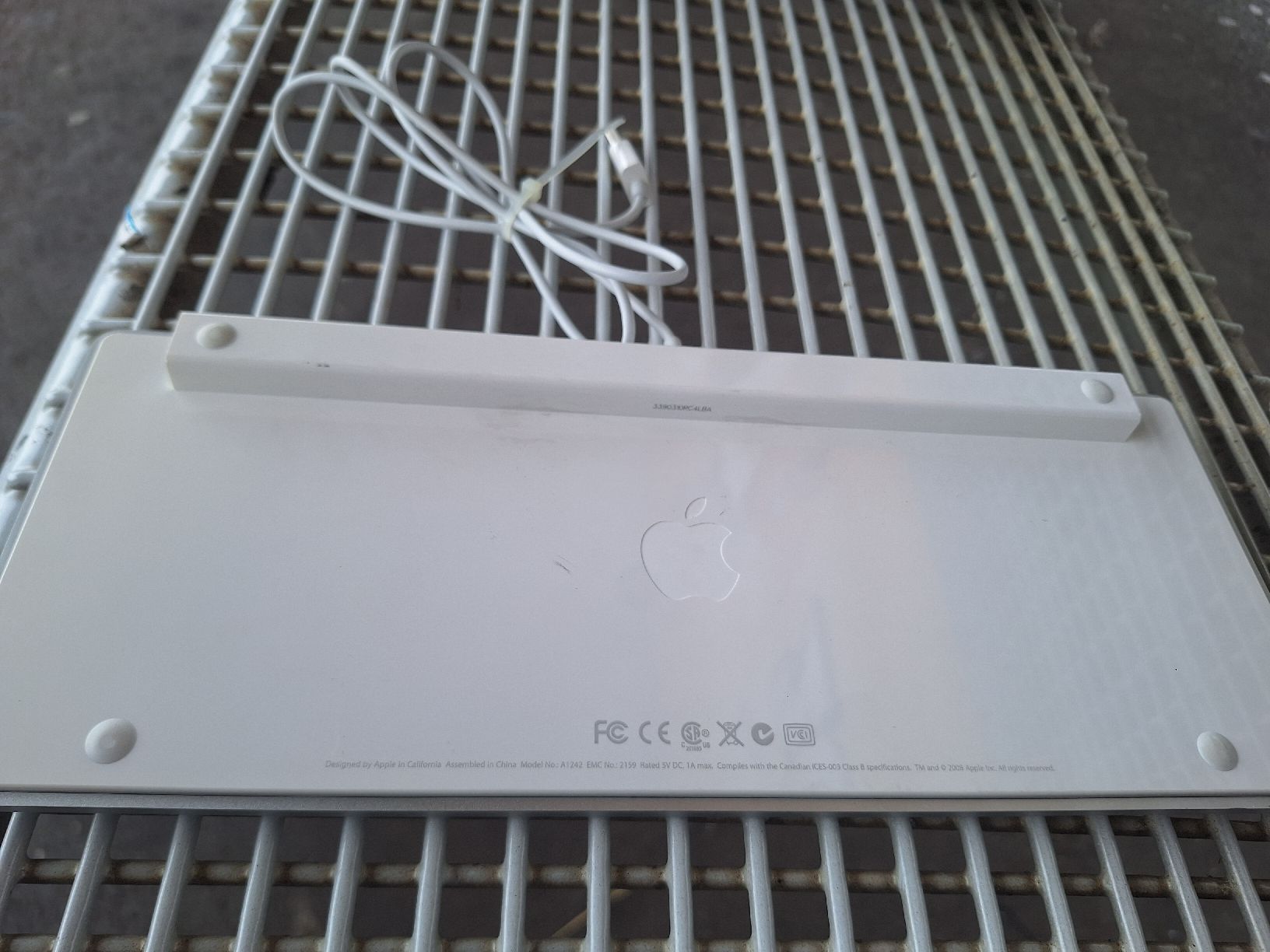 Apple Tastiere: Apple Tastatur Deutsch/Schweiz  – Usato da Schaffhausen venduto da RicardoSchaffhausen 2