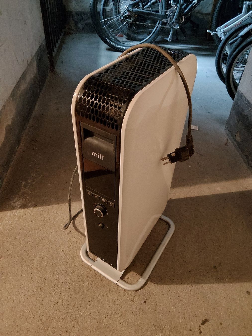 Radiatori: Heizgerät Mill AB-1500Wifi – Usato da Baar venduto da Cooh