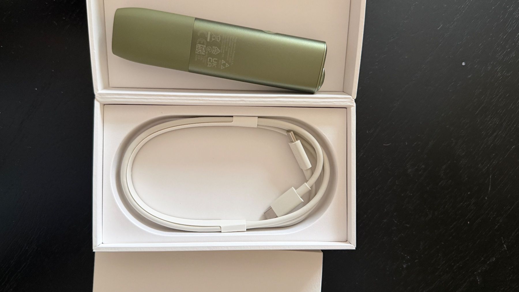Iqos Altri Prodotti per fumatori: IQOS Iluma – Nuovo (secondo la descrizione) da Zürich venduto da pre_vy7t 3