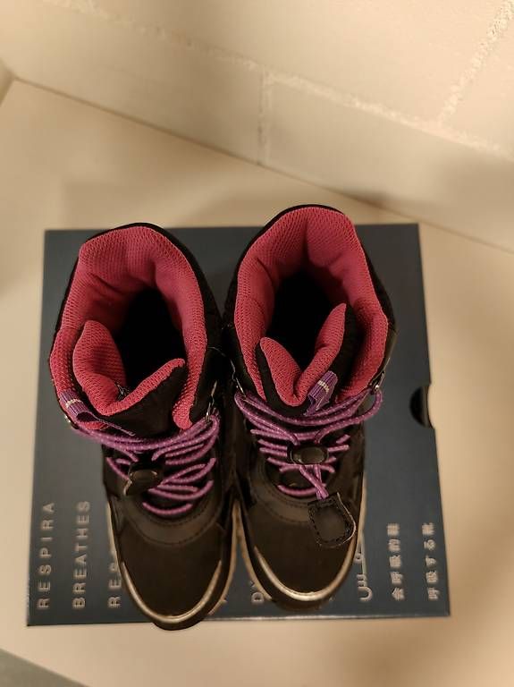 Geox Chaussures filles: Winterschuhe Geox – D'occasion à Veltheim AG par Di.N.C.G 2