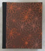 Handgemachtes Fotoalbum mit schwarzen Innenseiten "Blumen"